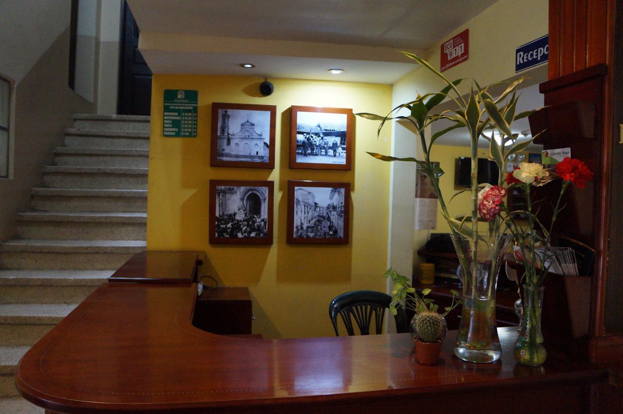Hostal Pucará Loja Exterior foto